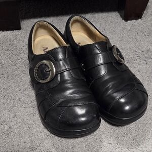 Alegria Khloe Black Buckle Strap Clog 38